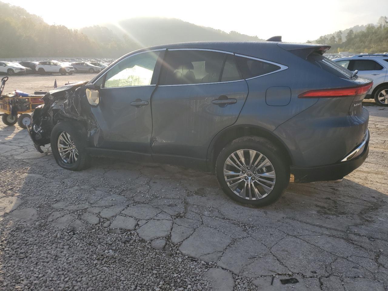 2024 TOYOTA VENZA