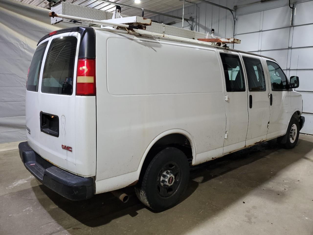 2012 GMC Savana