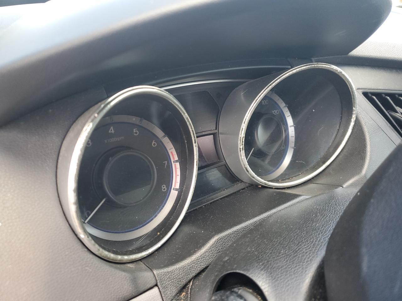 2011 HYUNDAI SONATA