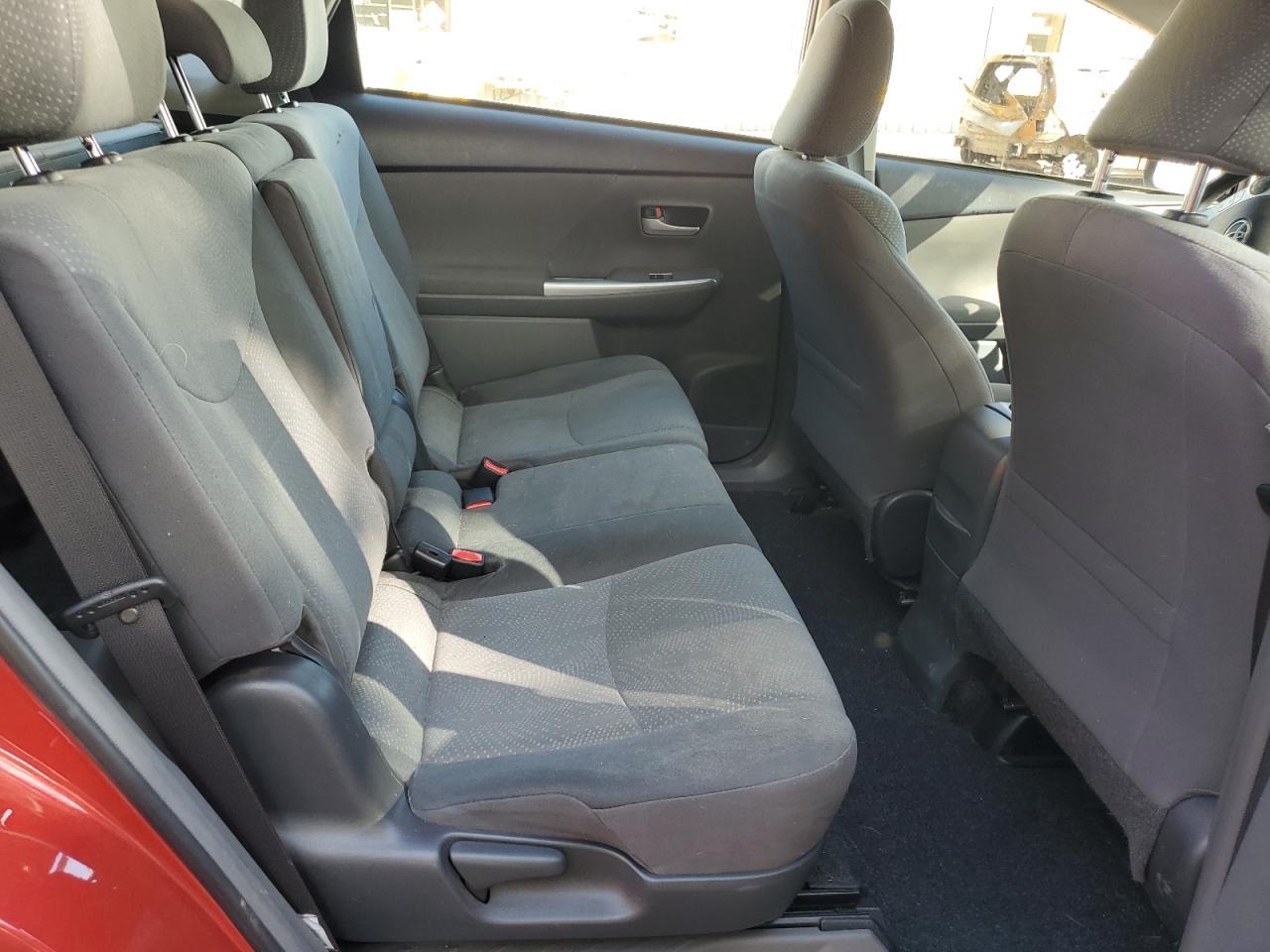 2014 TOYOTA PRIUS V
