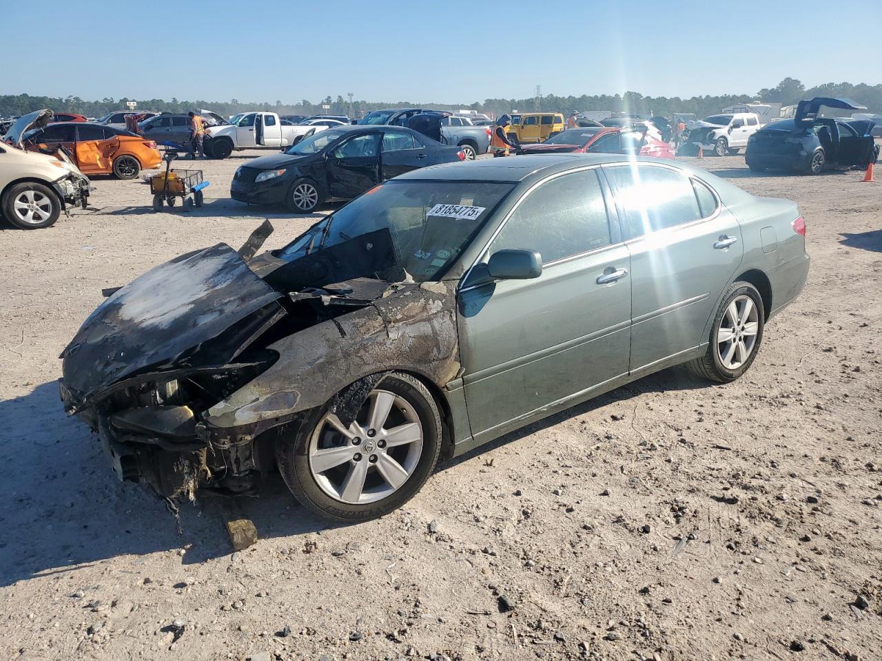 2005 LEXUS ES 330
