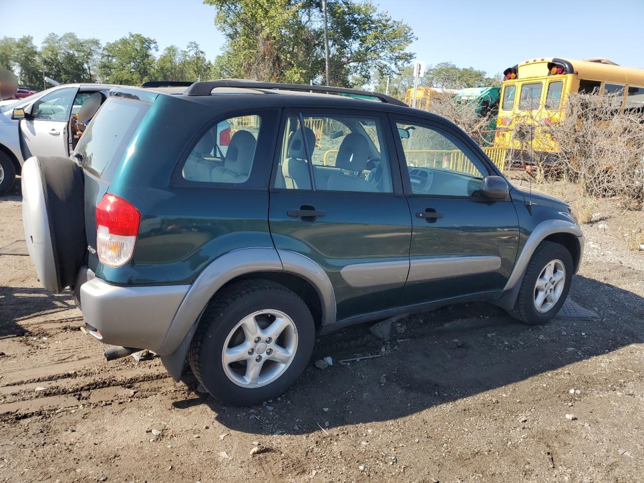 2002 TOYOTA RAV4
