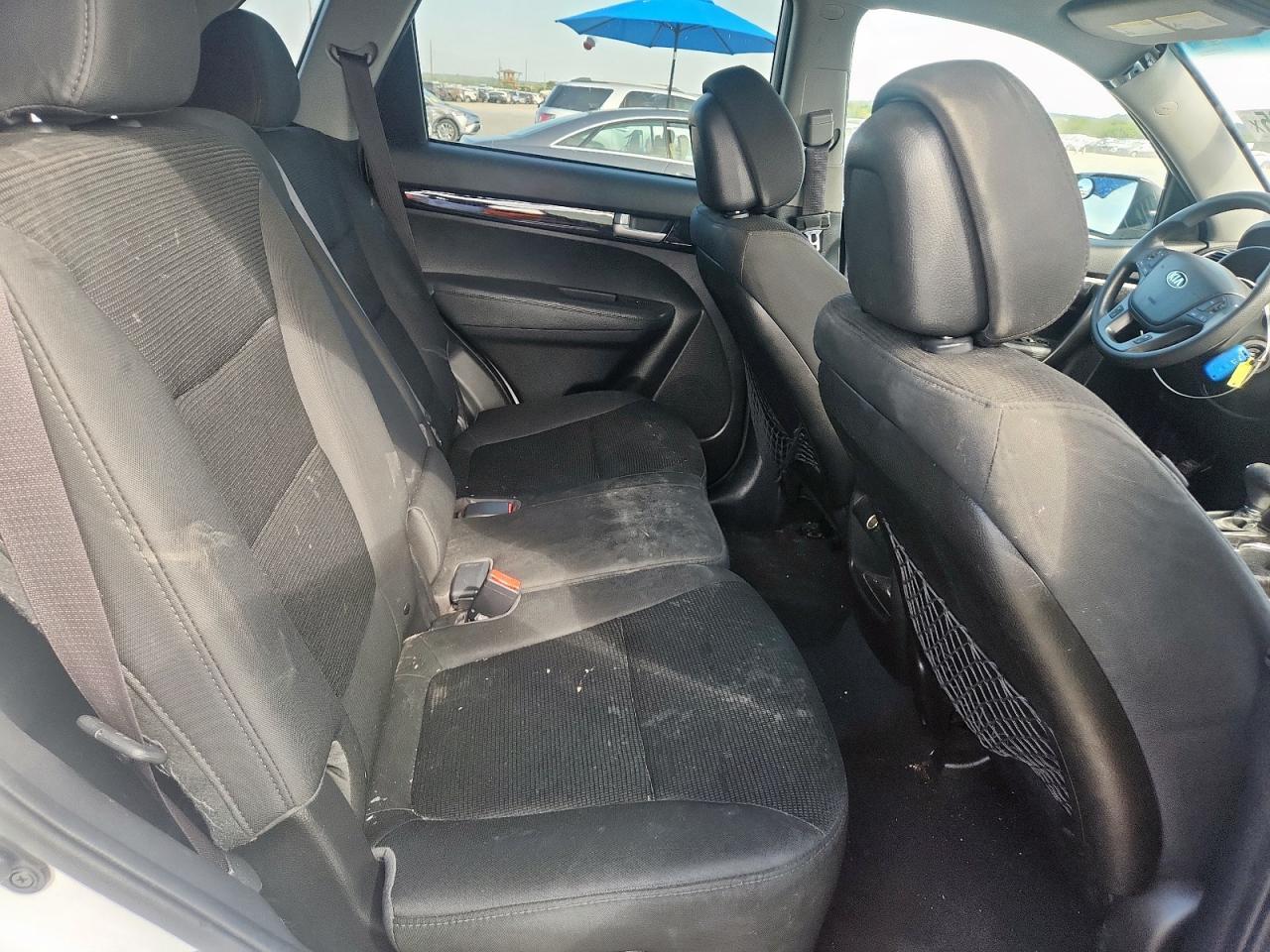 2015 KIA SORENTO