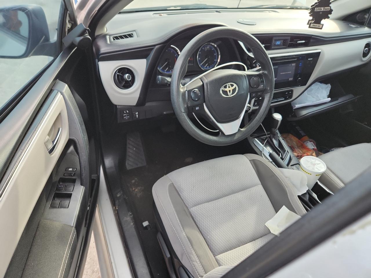2017 TOYOTA COROLLA