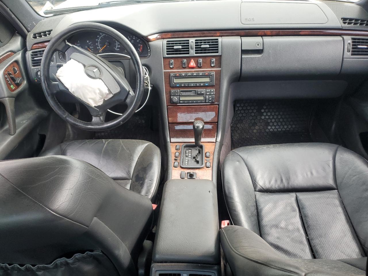 1998 MERCEDES-BENZ E-Class