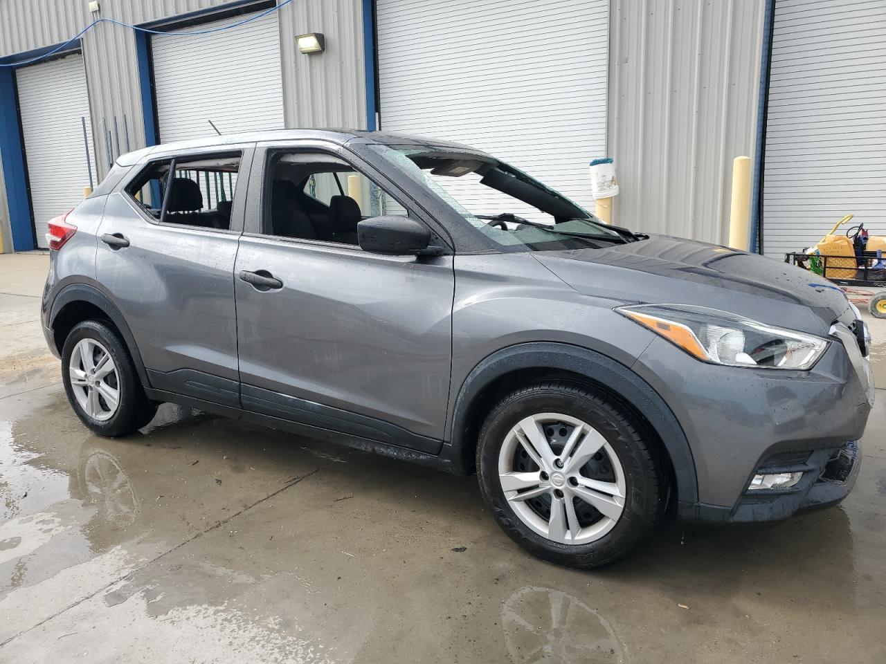 2019 NISSAN KICKS