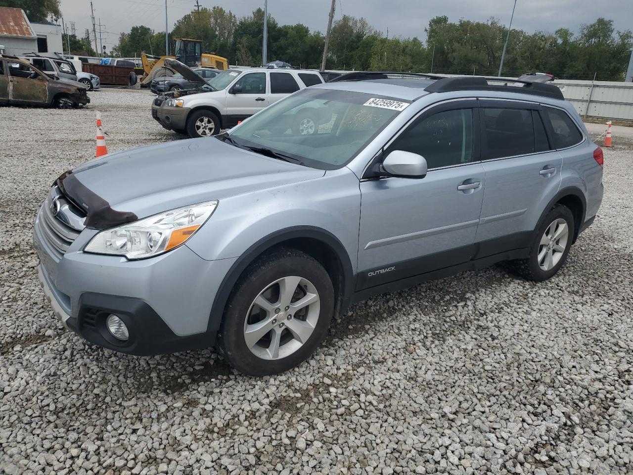 2013 SUBARU Outback