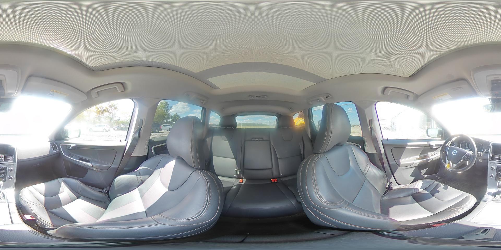 2017 VOLVO XC60
