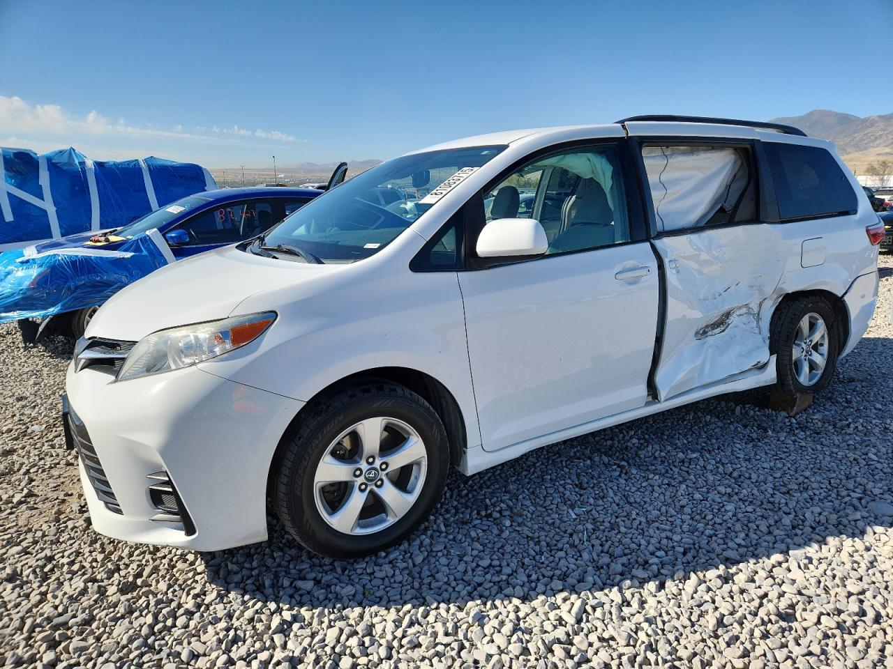 2018 TOYOTA SIENNA