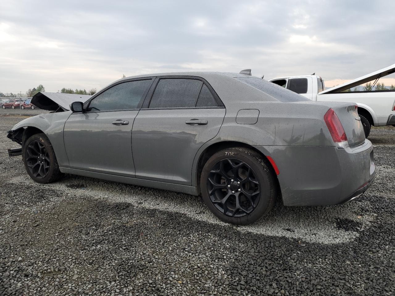 2019 CHRYSLER 300