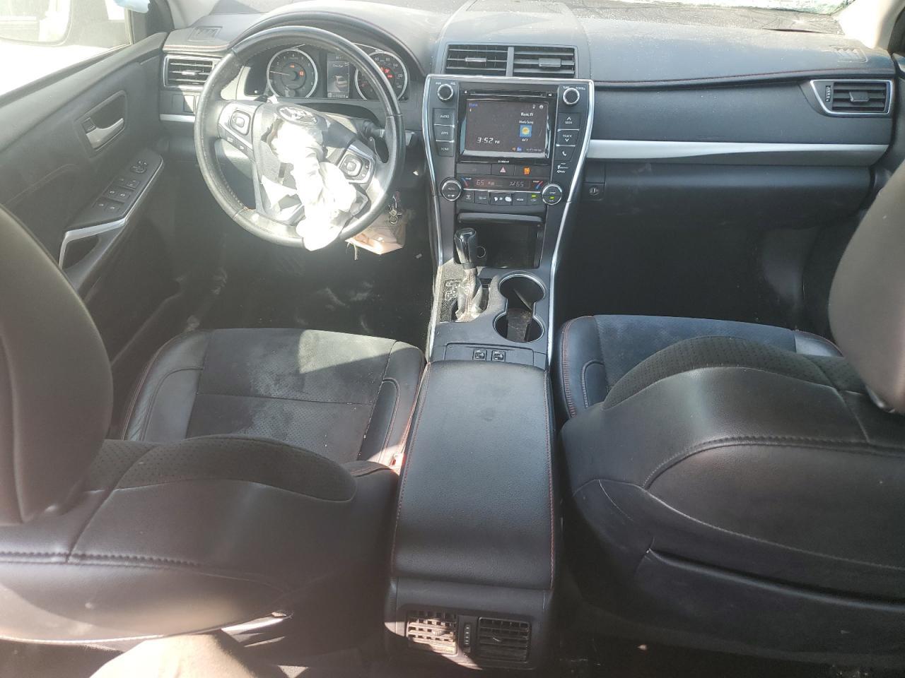2016 TOYOTA CAMRY