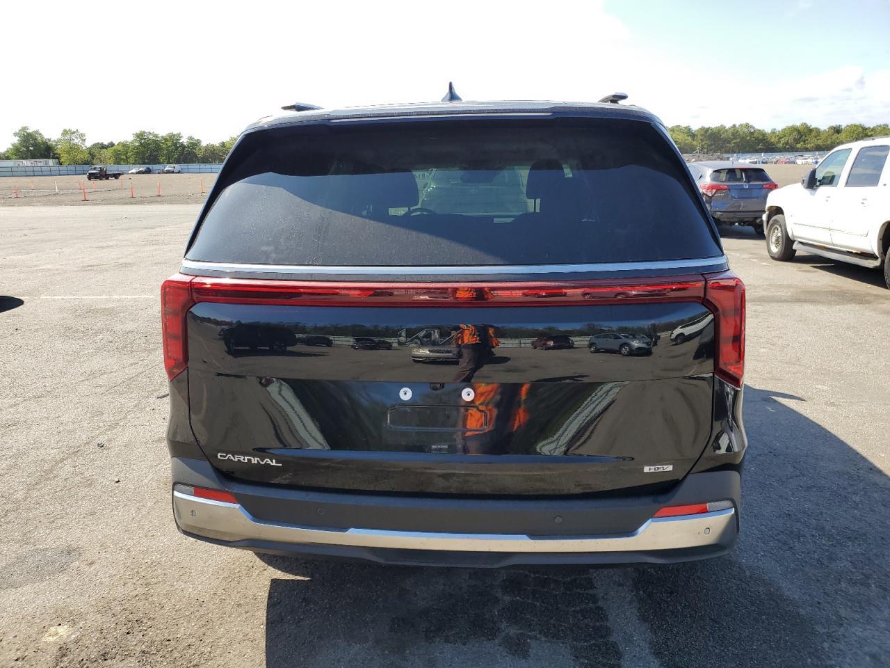 2025 KIA Carnival