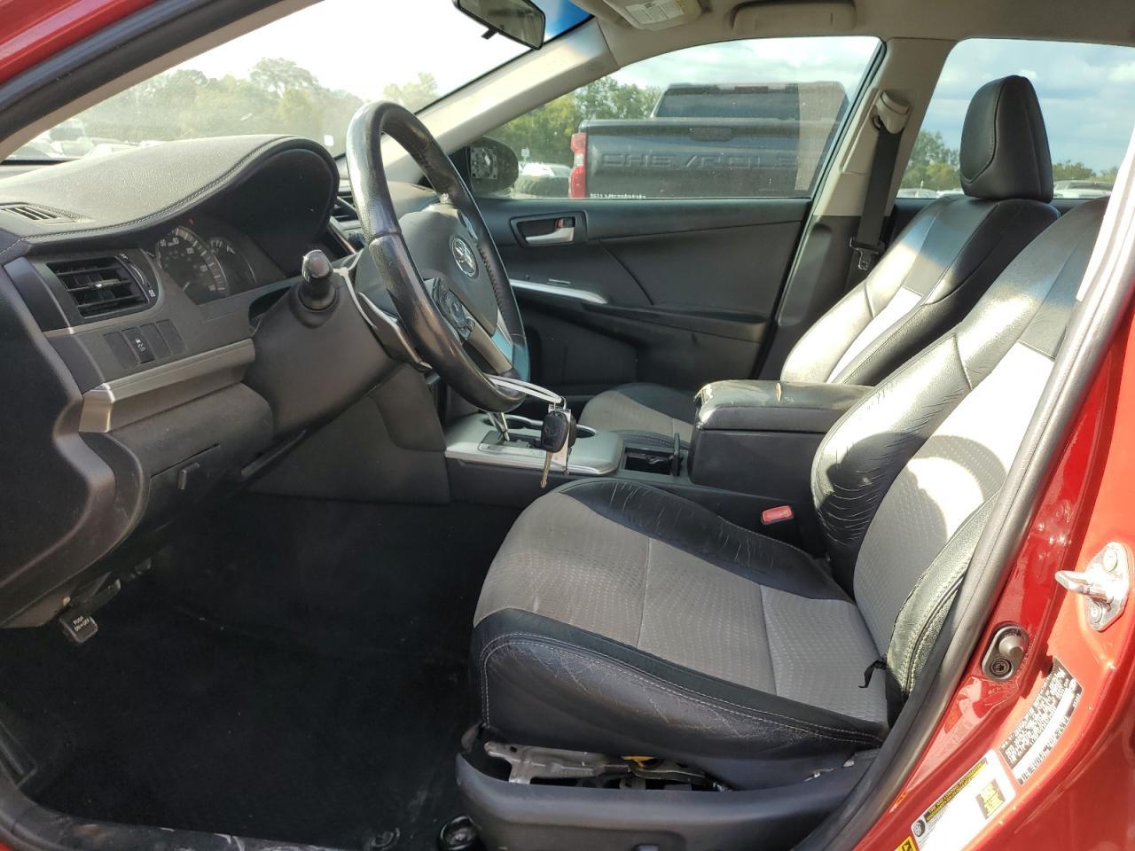 2014 TOYOTA CAMRY