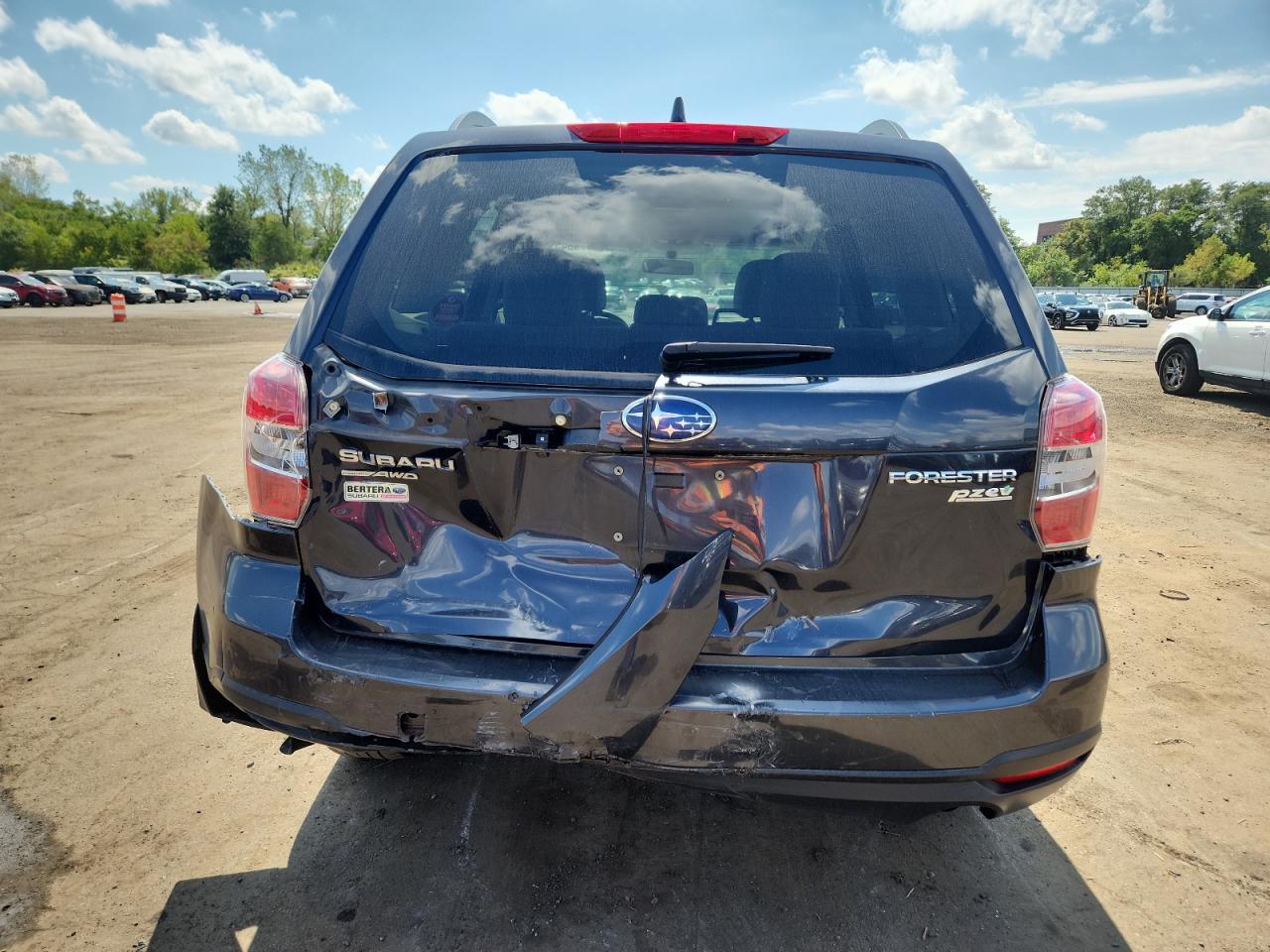 2016 SUBARU FORESTER