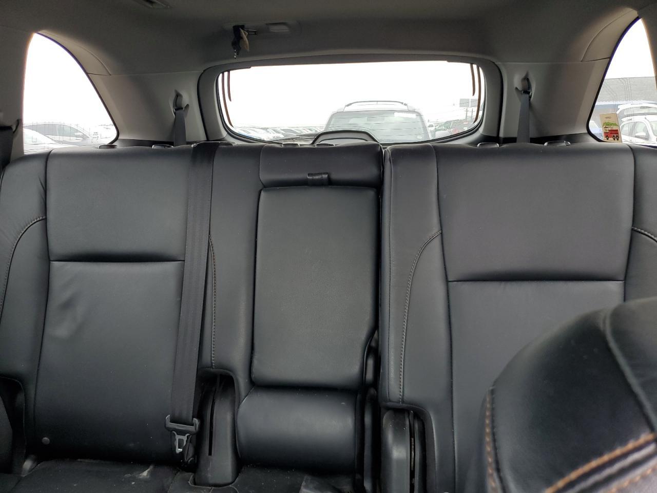 2016 TOYOTA HIGHLANDER
