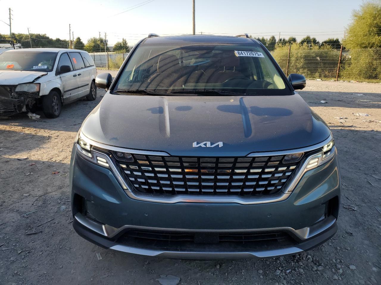 2023 KIA Carnival