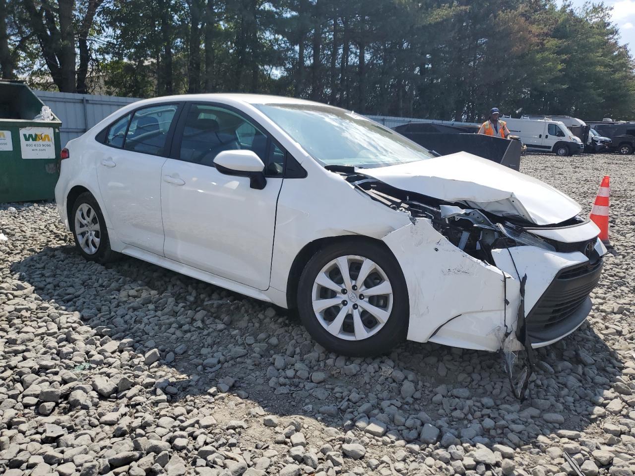 2024 TOYOTA COROLLA