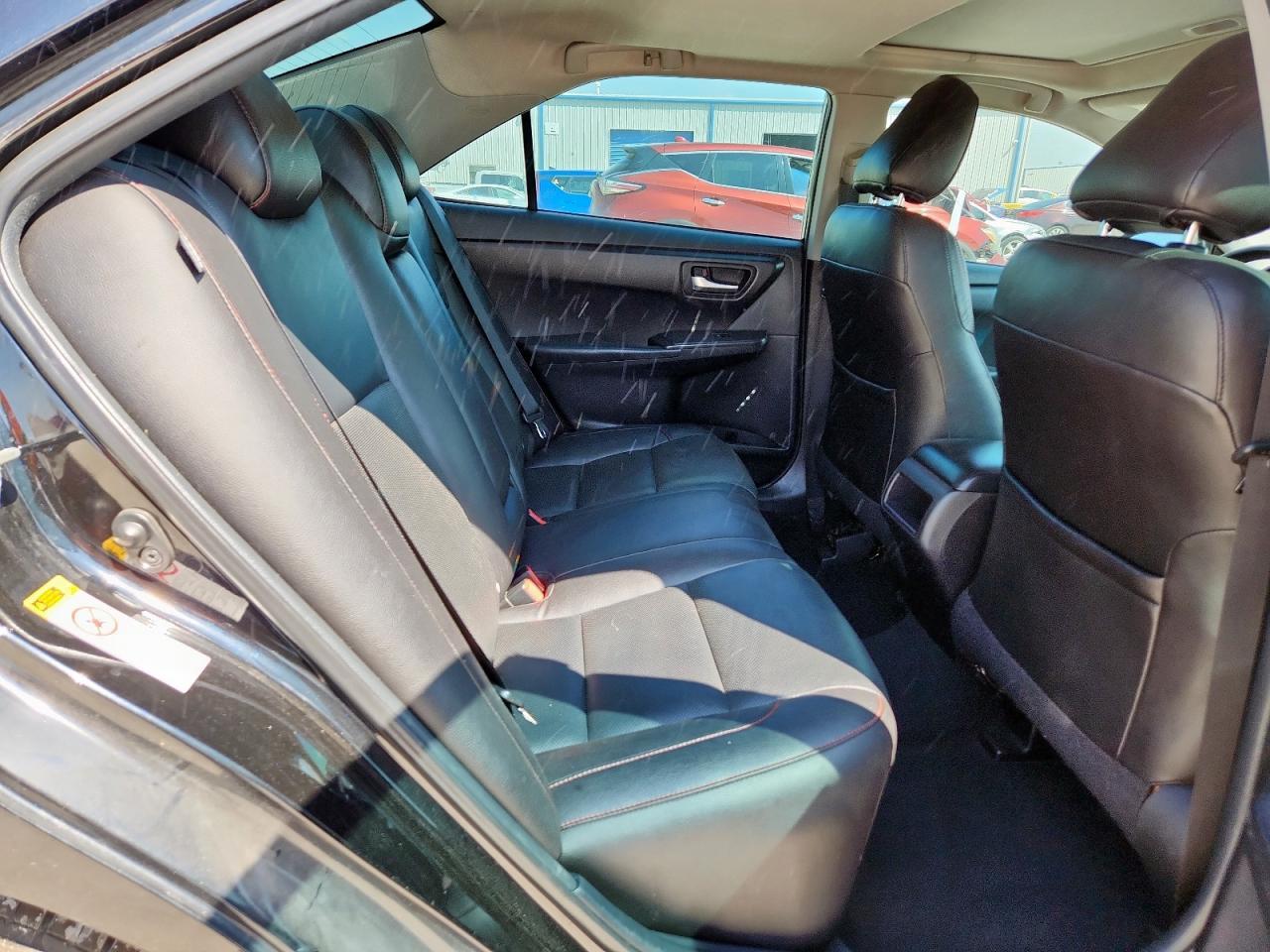2015 TOYOTA CAMRY