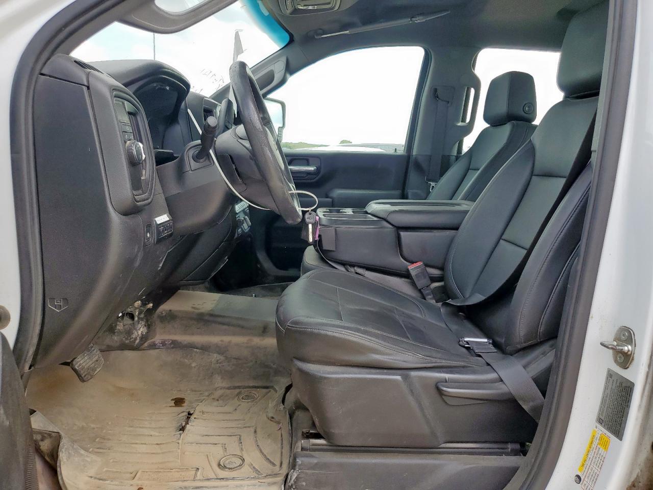 2021 CHEVROLET Silverado