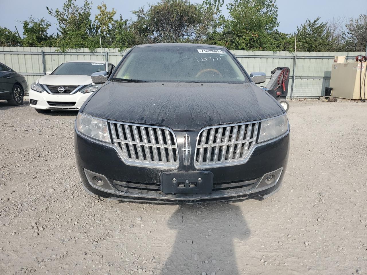 2011 LINCOLN MKZ