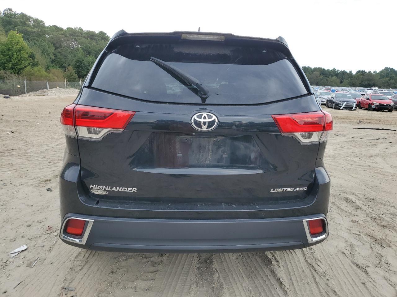 2019 TOYOTA HIGHLANDER