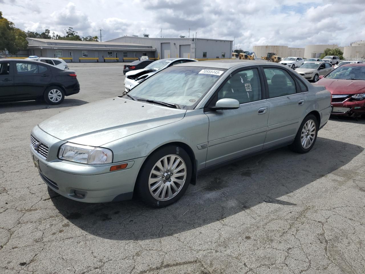 2004 VOLVO S80