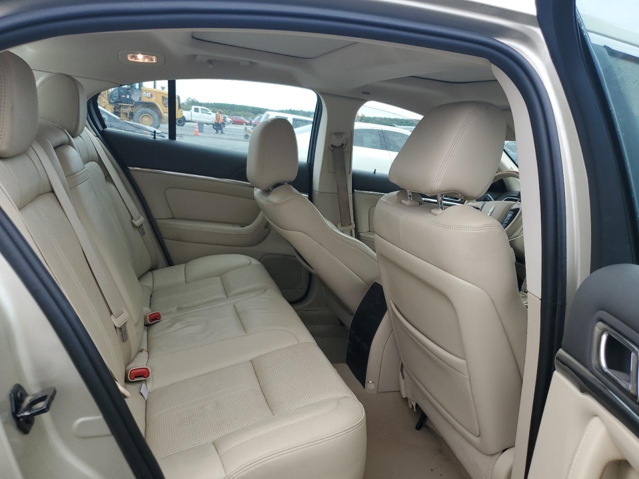 2011 LINCOLN MKS