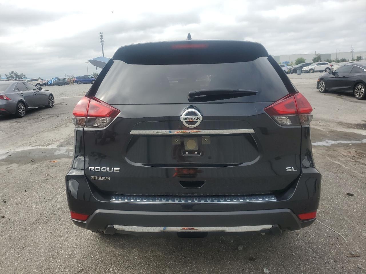 2018 NISSAN ROGUE