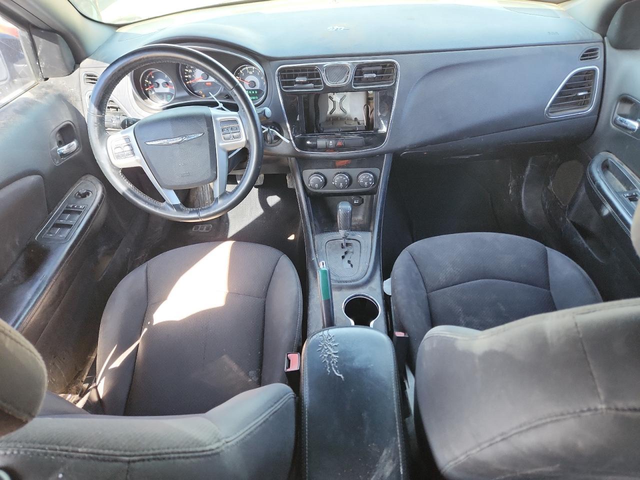 2014 CHRYSLER 200