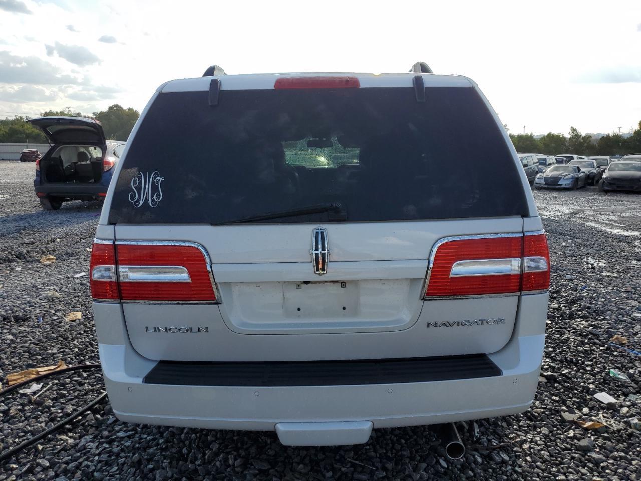 2013 LINCOLN Navigator