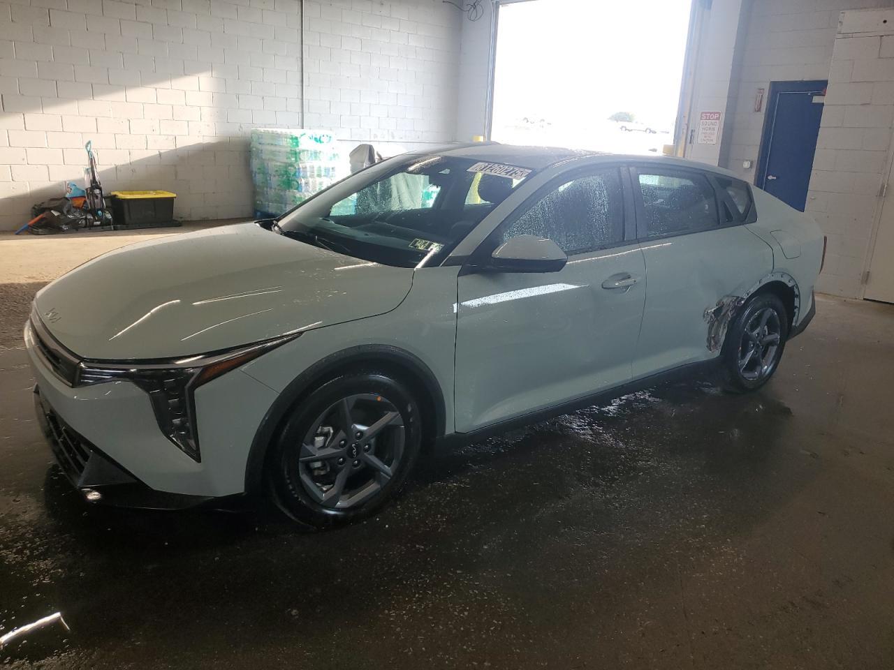 2025 KIA K4