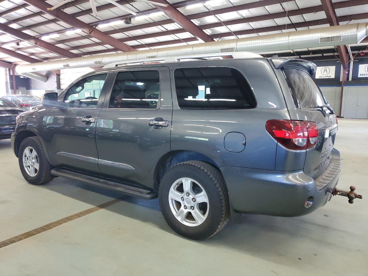 2020 TOYOTA Sequoia