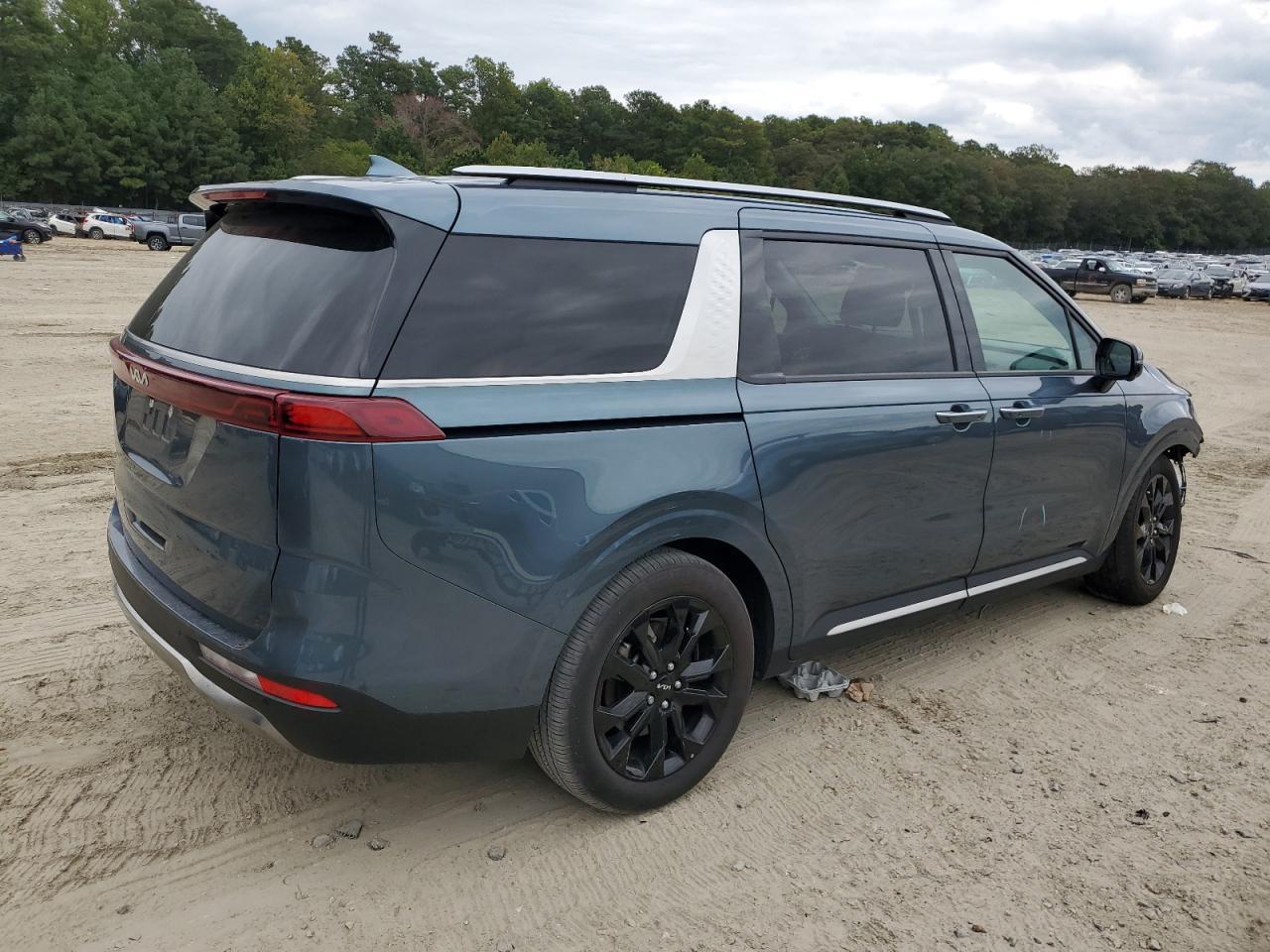2024 KIA Carnival