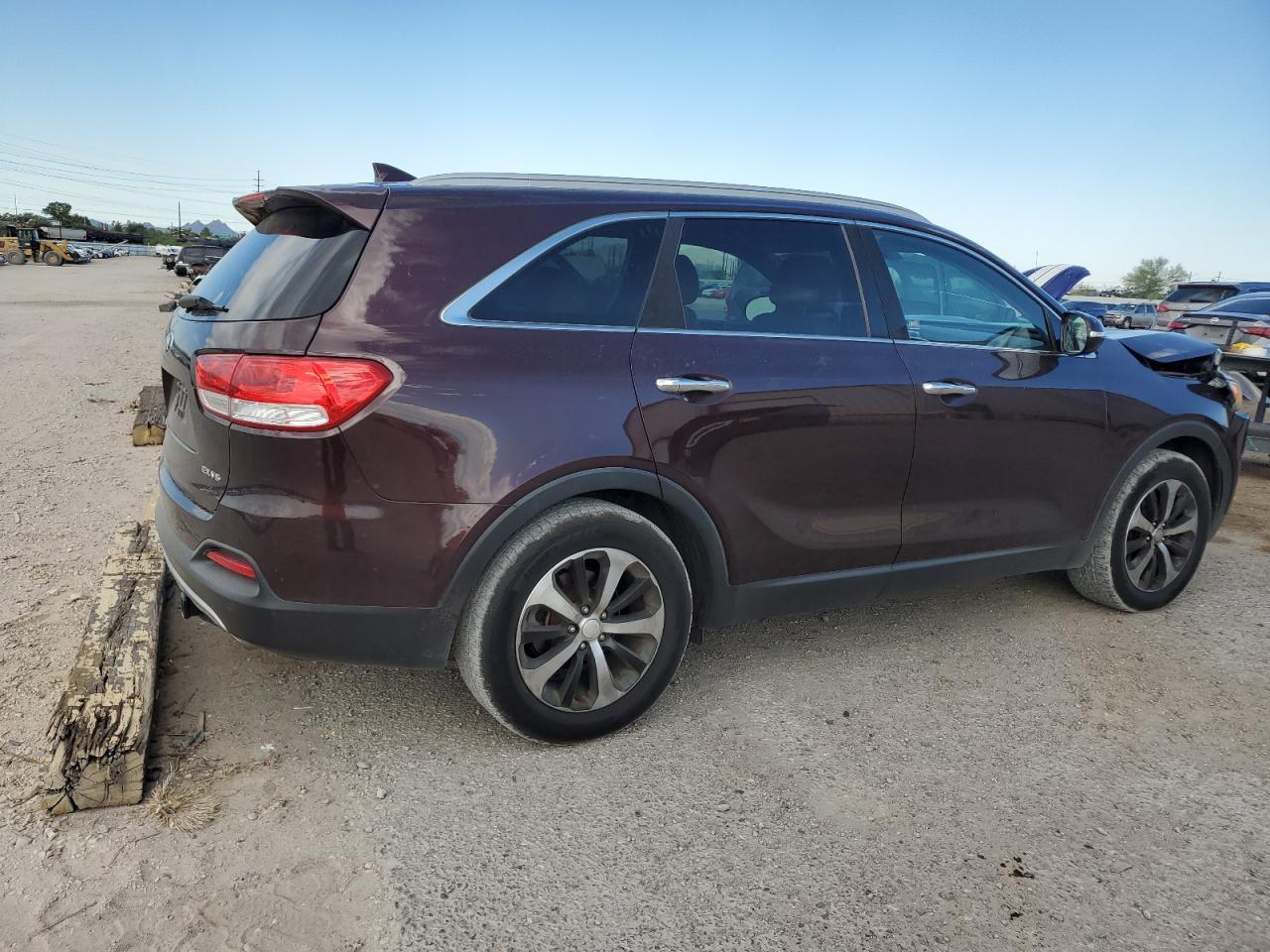 2016 KIA SORENTO