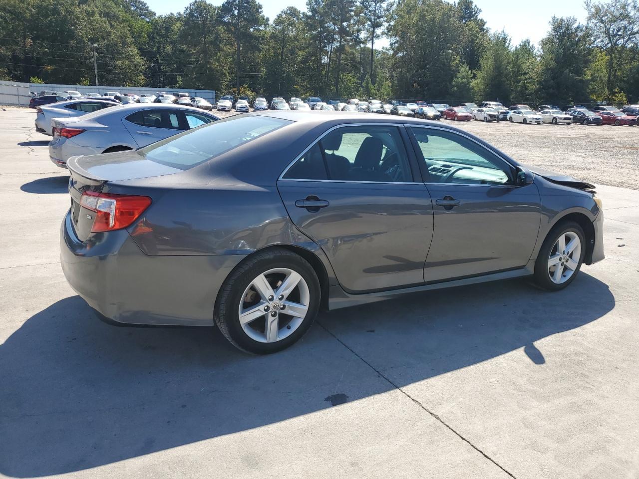2013 TOYOTA CAMRY