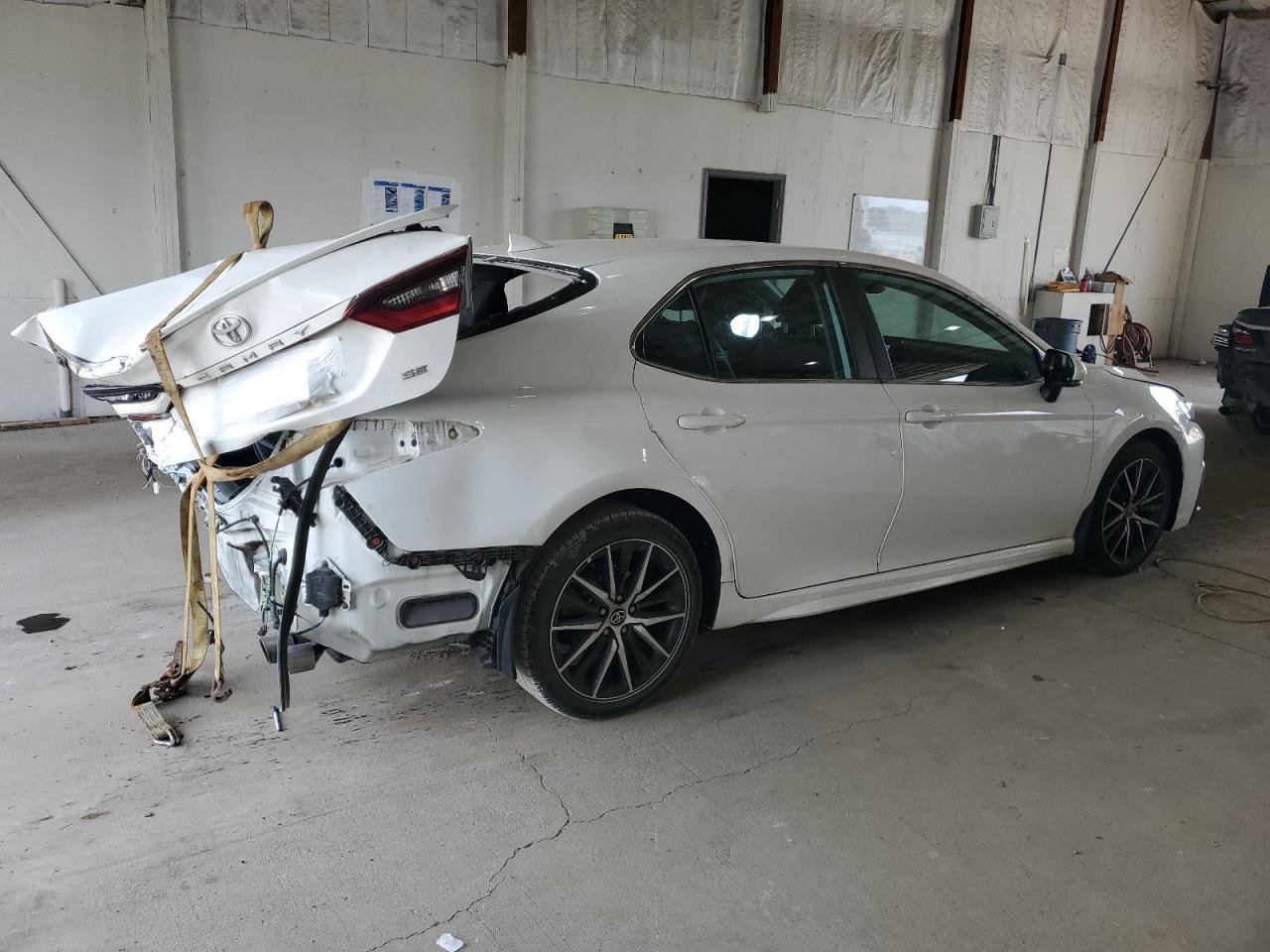 2022 TOYOTA CAMRY