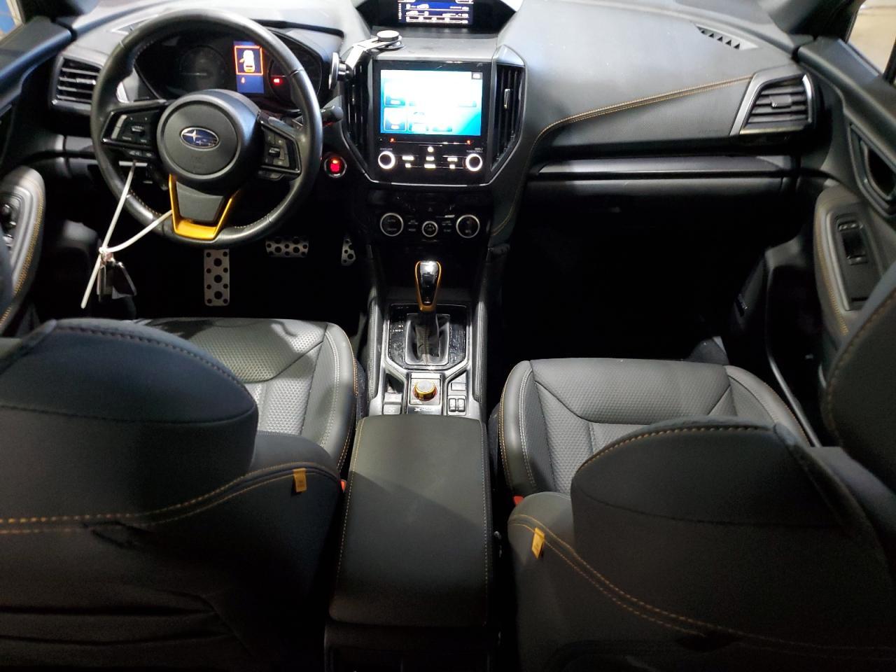 2023 SUBARU FORESTER