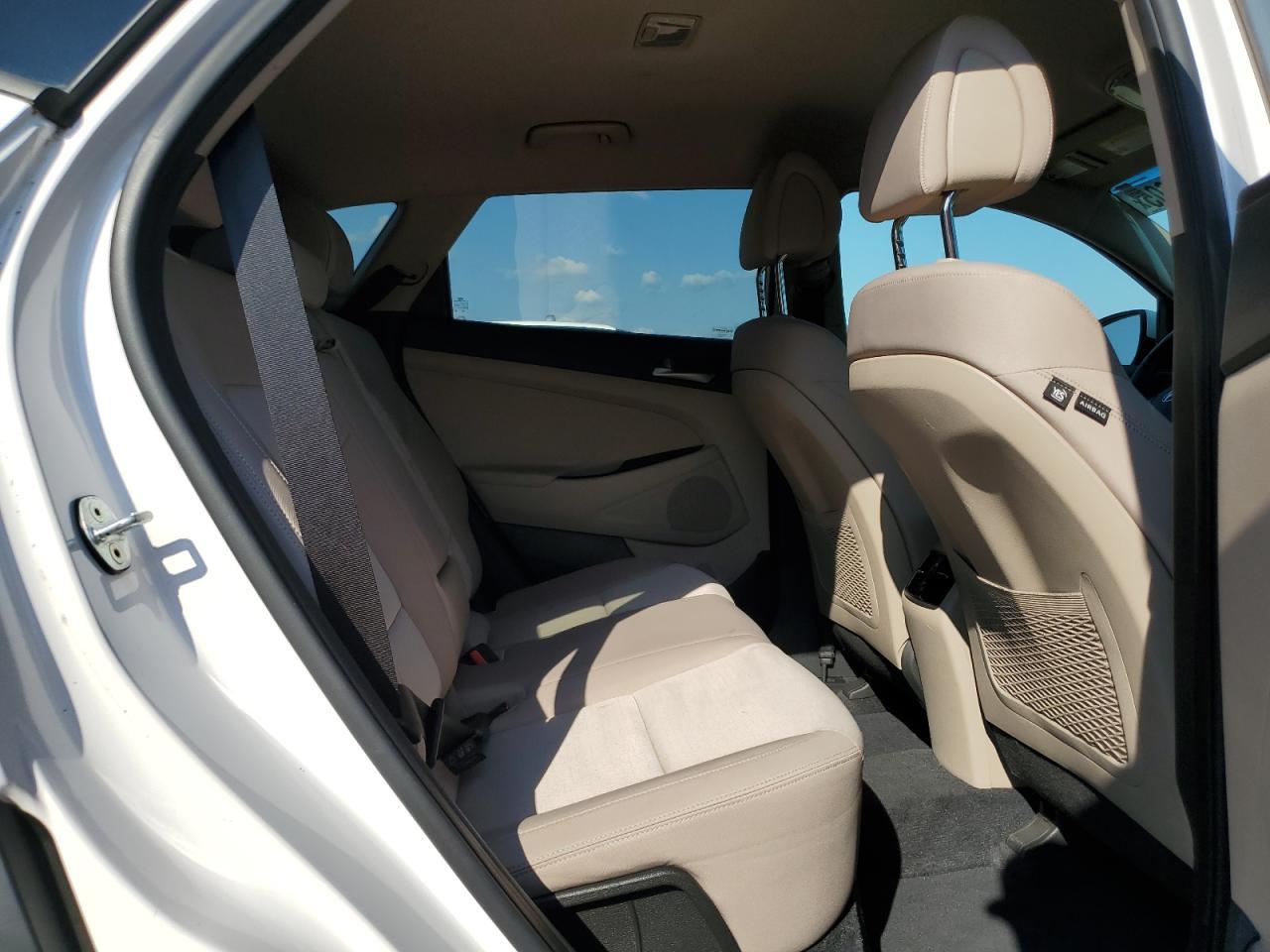 2017 HYUNDAI TUCSON