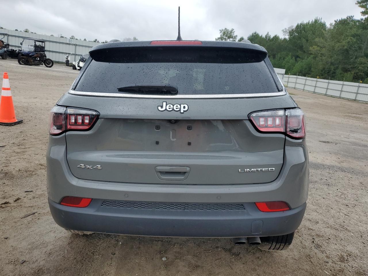 2020 JEEP Compass