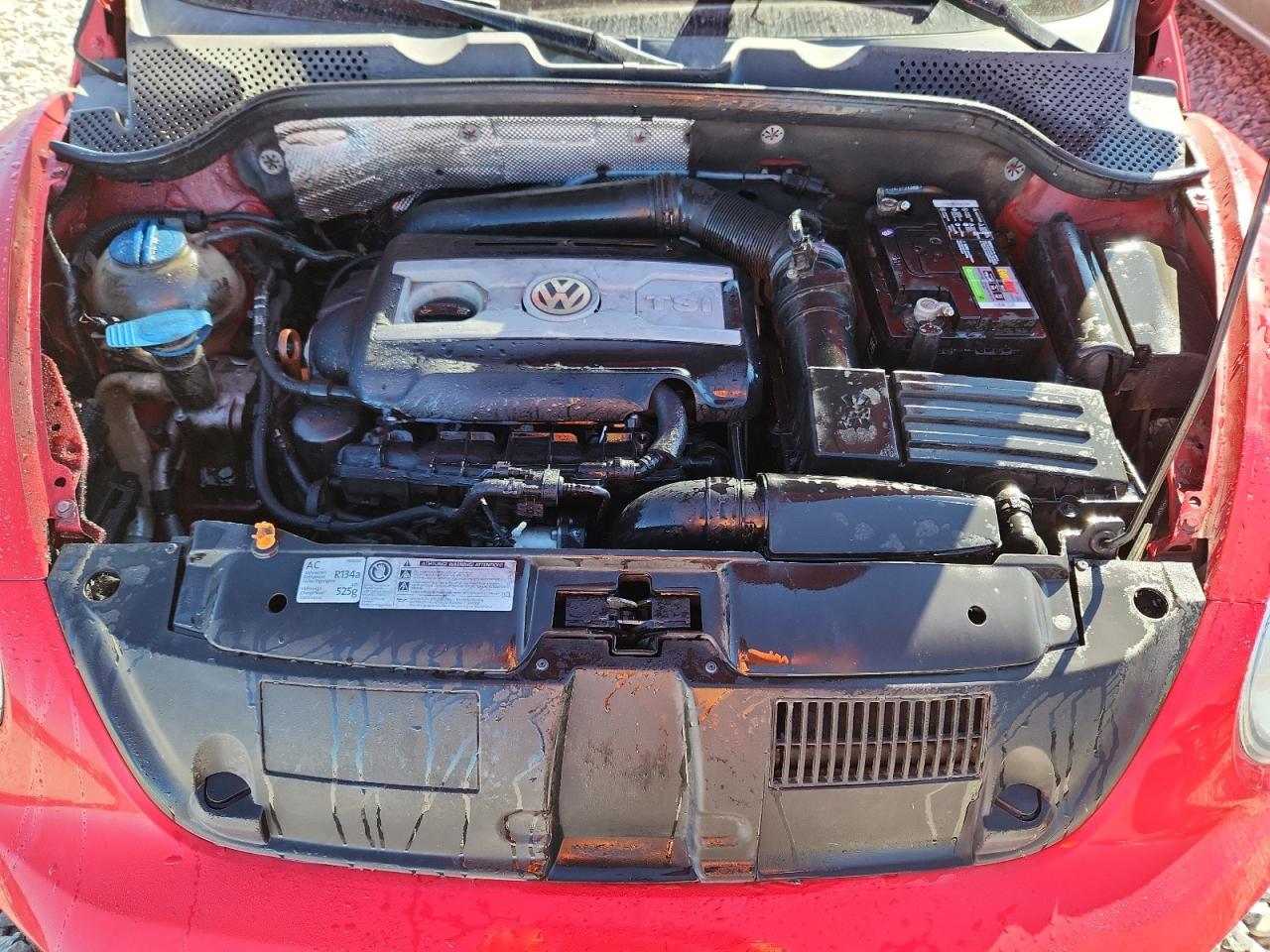 2012 VOLKSWAGEN Beetle