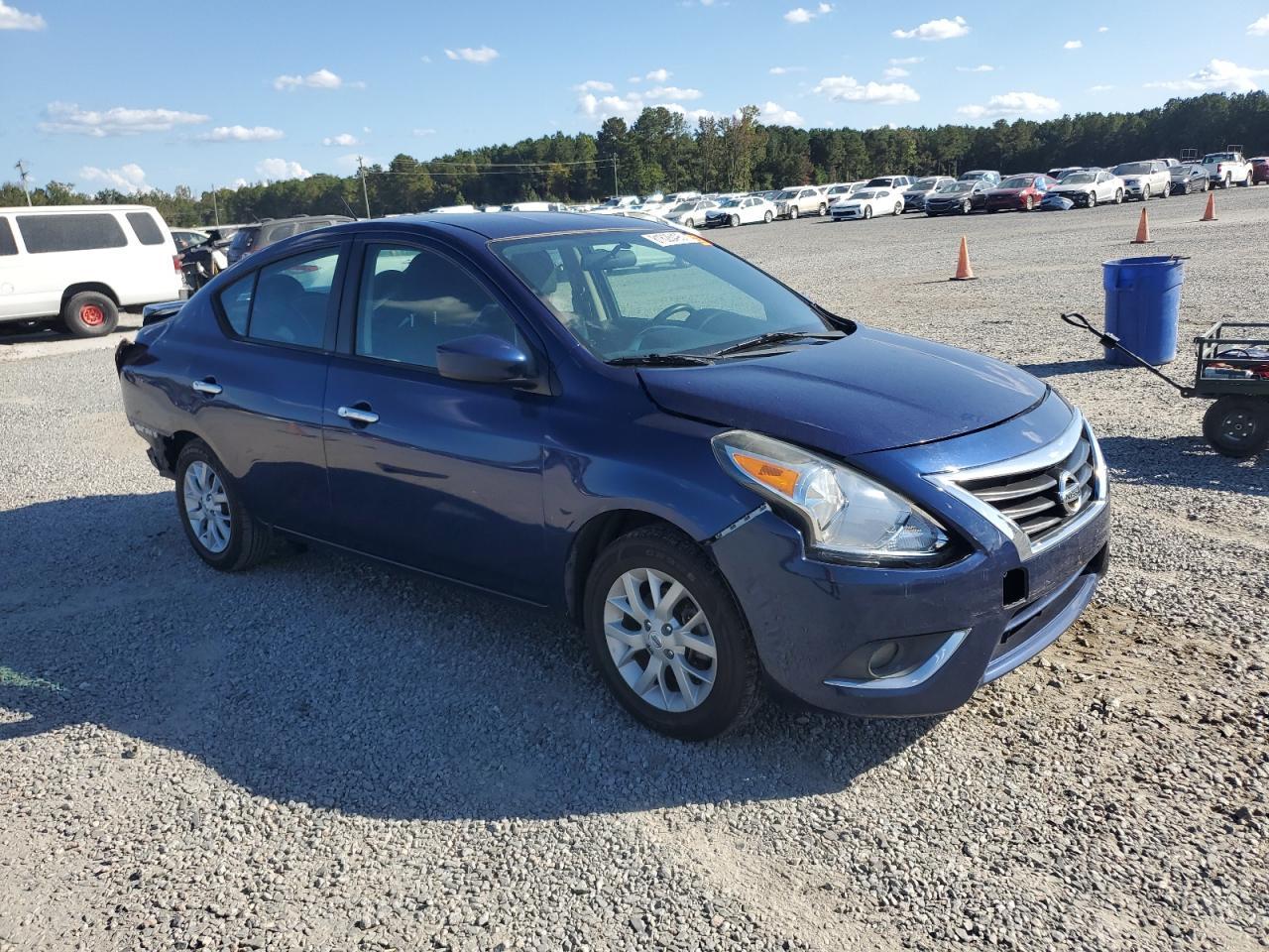 2019 NISSAN VERSA
