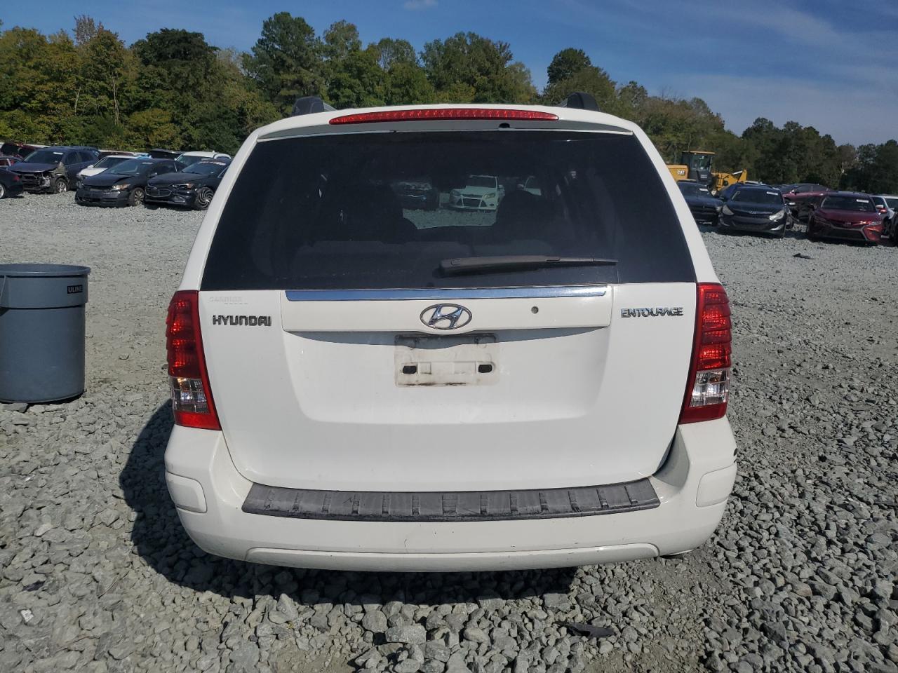 2007 HYUNDAI Entourage
