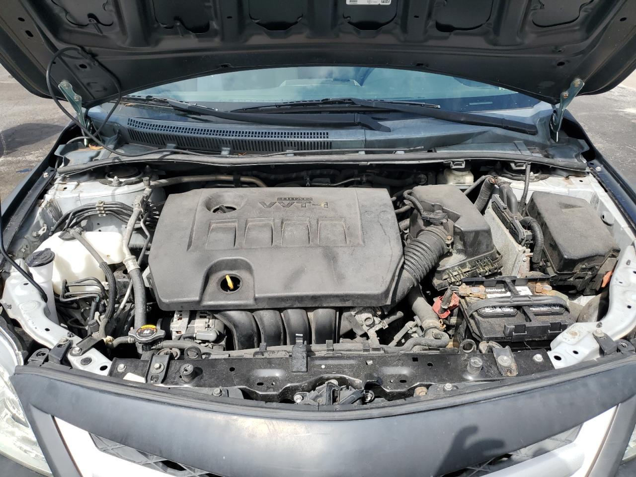 2011 TOYOTA COROLLA