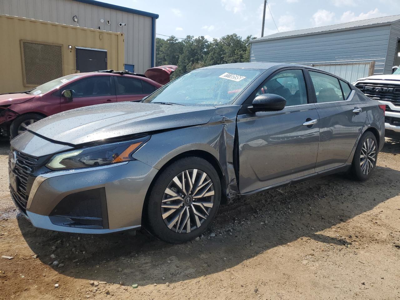 2025 NISSAN ALTIMA