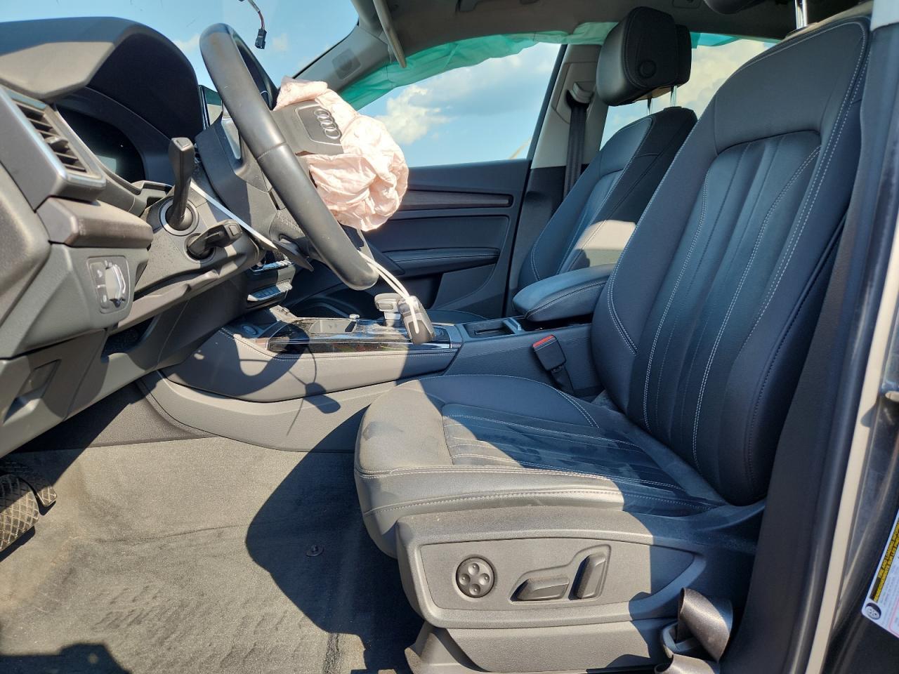 2022 AUDI Q5