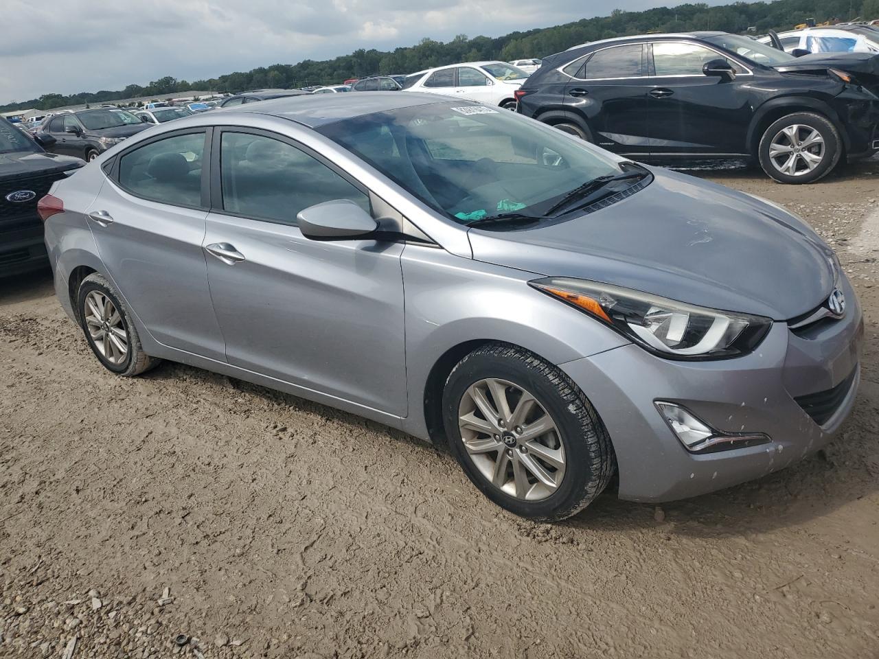 2016 HYUNDAI ELANTRA