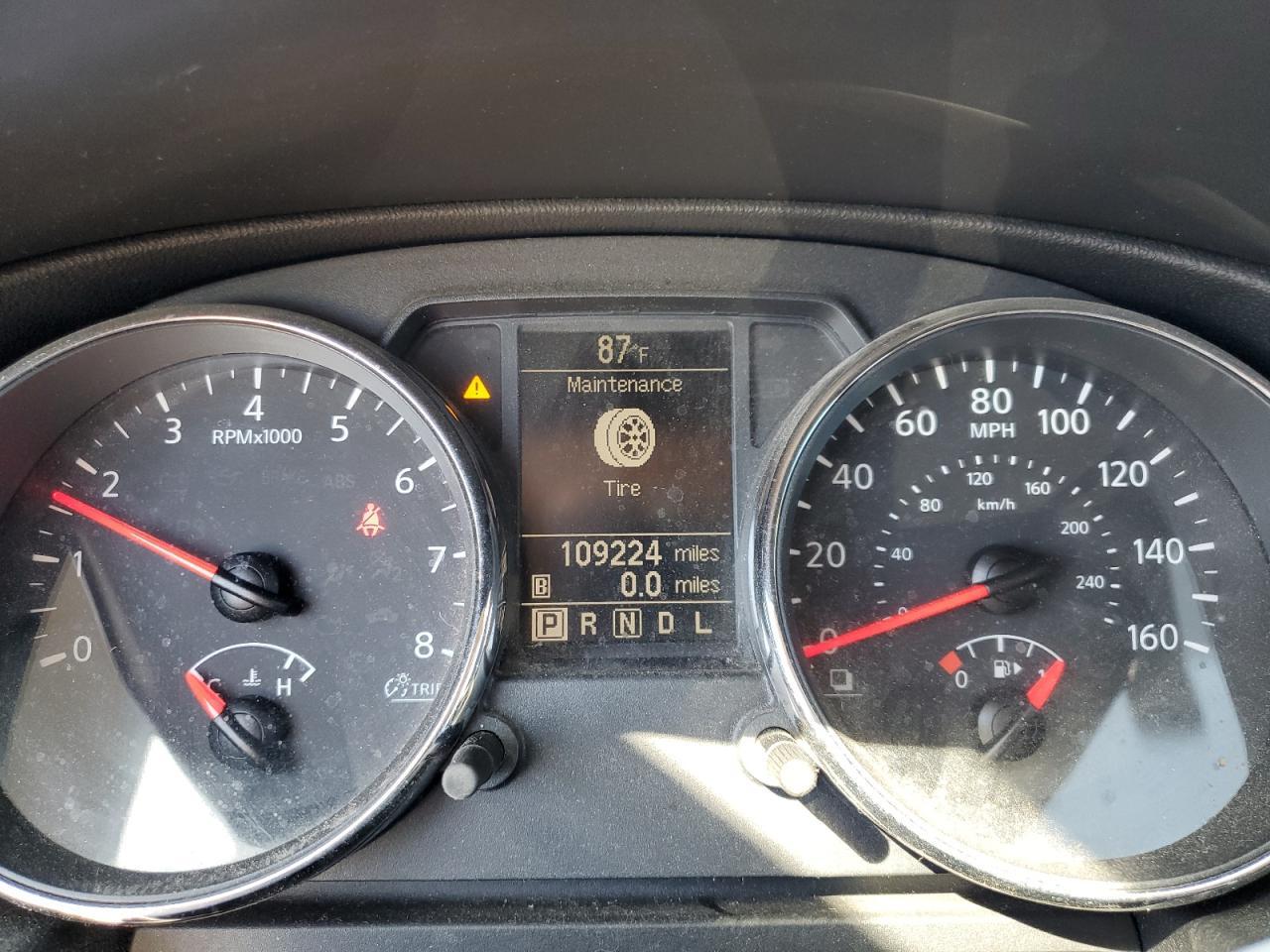 2011 NISSAN ROGUE