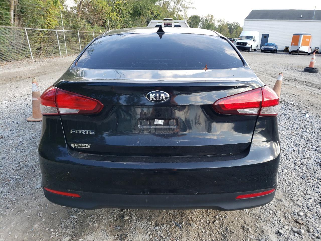 2017 KIA FORTE