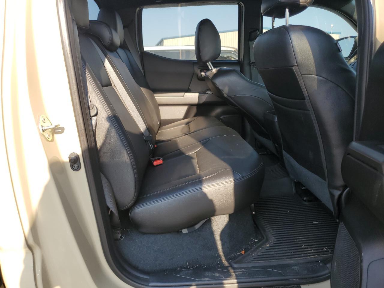 2018 TOYOTA TACOMA