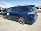 2011 TOYOTA SIENNA